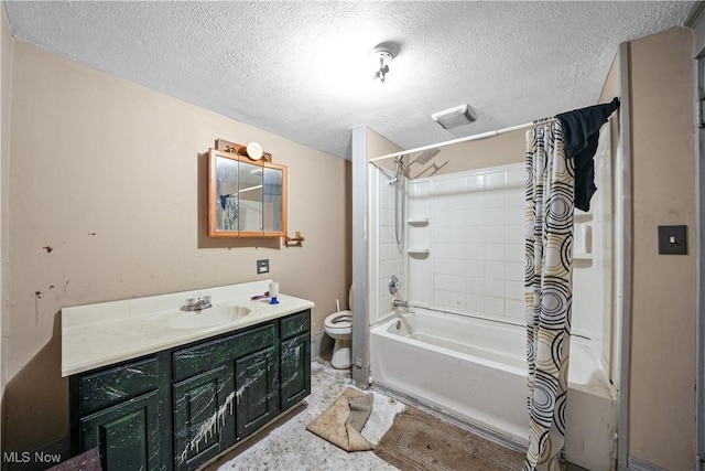 1197 Carey Ave, Akron, OH 44314 - bathroom with toilet, shower / bath combo with shower curtain, vanity, and a textured ceiling