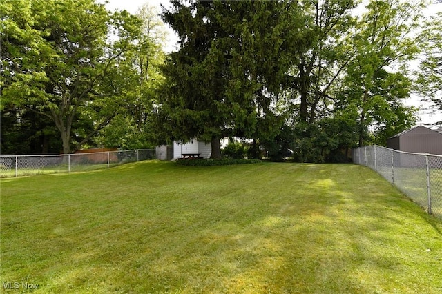 6531 Arbordale Ave, Solon, OH 44139 - photo 32