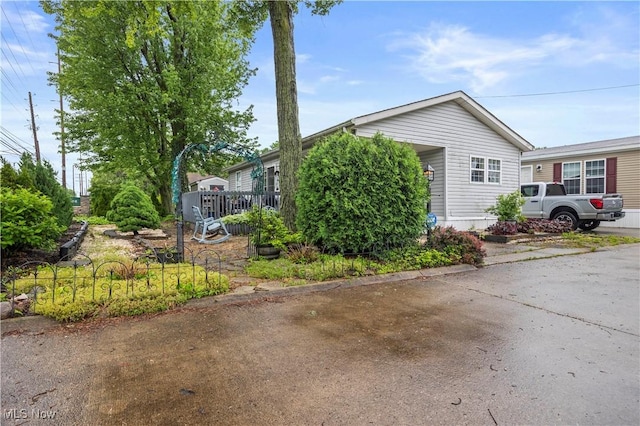 6610 Lear Nagle Rd Unit 26, North Ridgeville, OH 44039 - view of side of home