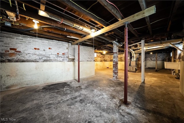 113 Lincoln Ct, Elyria, OH 44035 - unfinished basement featuring heating unit
