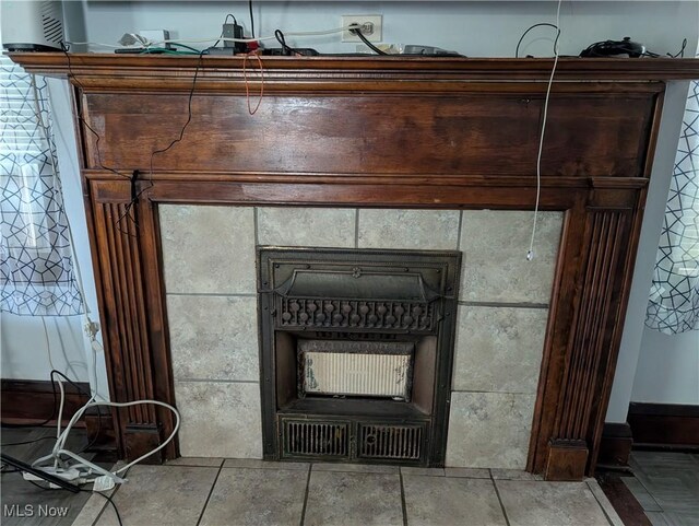 369 Montrose Ave, Akron, OH 44310 - detailed view of a tiled fireplace