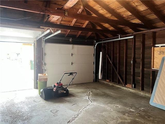 213 Kenmore Ave SE, Warren, OH 44483 - view of garage