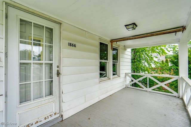 1866 17th St SW, Akron, OH 44314 - view of covered porch