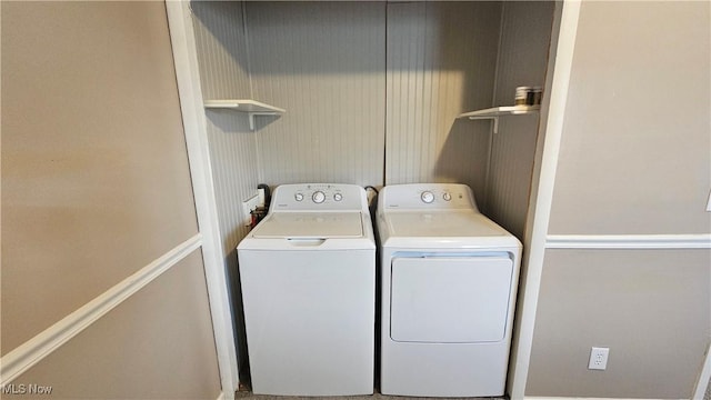3970 Royal Liverpool Dr Unit A, Uniontown, OH 44685 - laundry area featuring separate washer and dryer