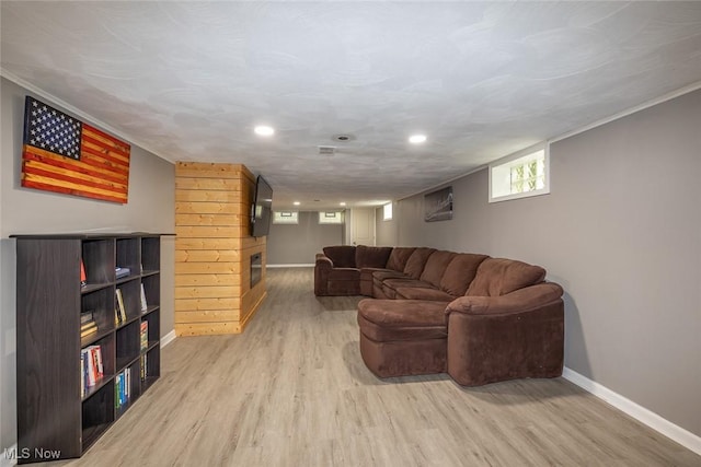 6351 W 130th St, Parma Heights, OH 44130 - living room featuring light wood-style floors, baseboards, and recessed lighting