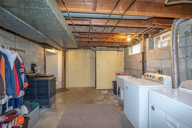 6351 W 130th St, Parma Heights, OH 44130 - below grade area featuring independent washer and dryer and a sink