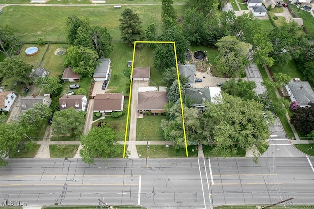 6351 W 130th St, Parma Heights, OH 44130 - aerial perspective of suburban area featuring property parcel outlined