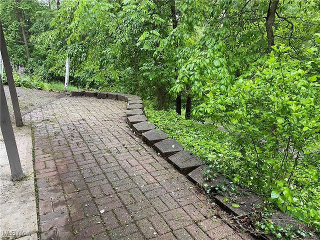 7121 Fable SW, Sherrodsville, OH 44675 - view of patio / terrace