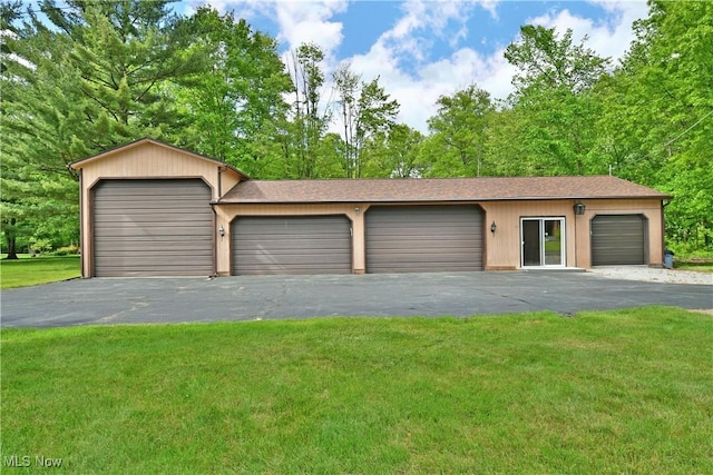2942 Barclay Messerly Rd, Southington, OH 44470 - view of detached garage