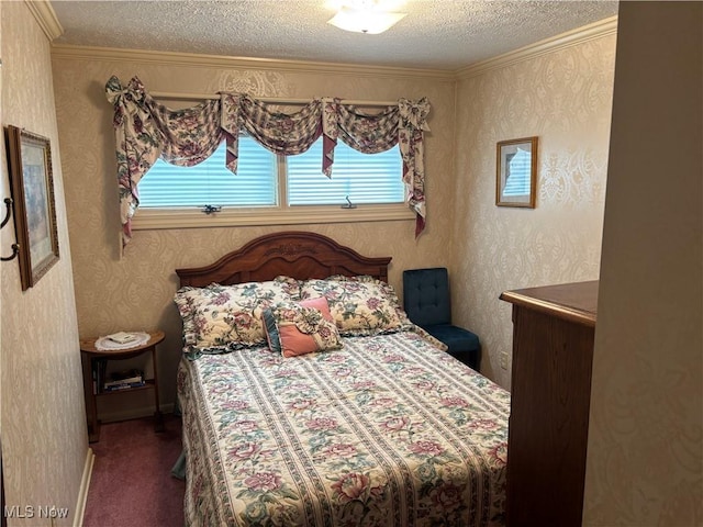 505 Woodside St SW, Hartville, OH 44632 - bedroom featuring a textured ceiling, multiple windows, crown molding, wallpapered walls, and carpet floors
