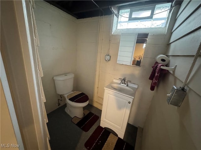 4241 Hinsdale Rd, South Euclid, OH 44121 - bathroom with toilet and vanity