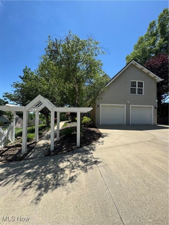 106 Toni Ln, Saint Clairsville, OH 43950 - photo 6