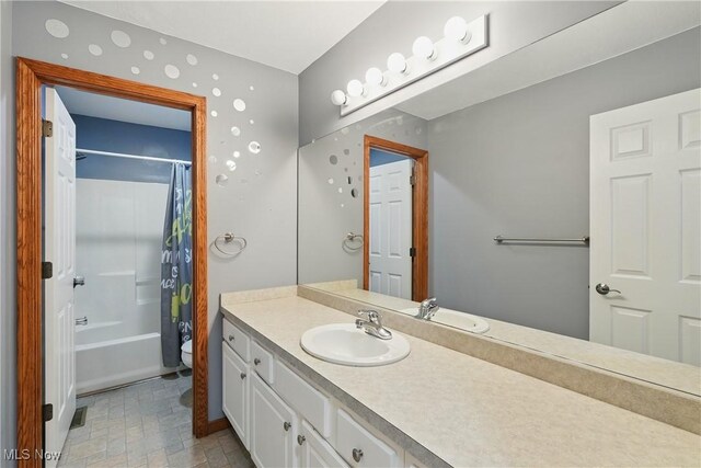 7234 Bridlewood Dr, Concord, OH 44077 - full bathroom with vanity, toilet, and shower / tub combo