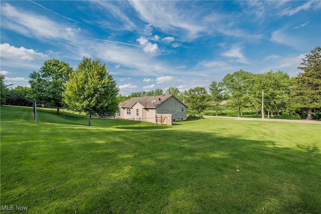 10237 Middlebranch Ave NE, Hartville, OH 44632 - view of yard