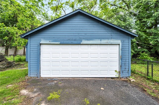 3884 W 37th St, Cleveland, OH 44109 - photo 40