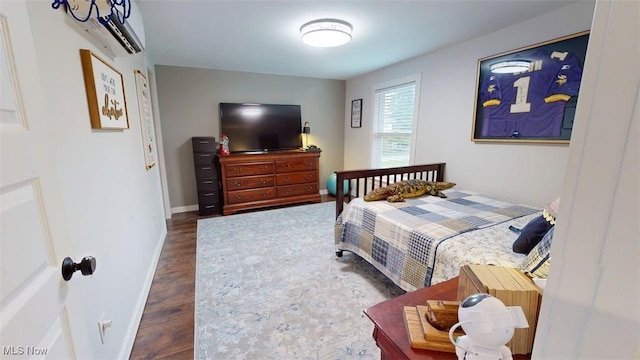 1226 16th St, Parkersburg, WV 26101 - bedroom with wood finished floors and baseboards