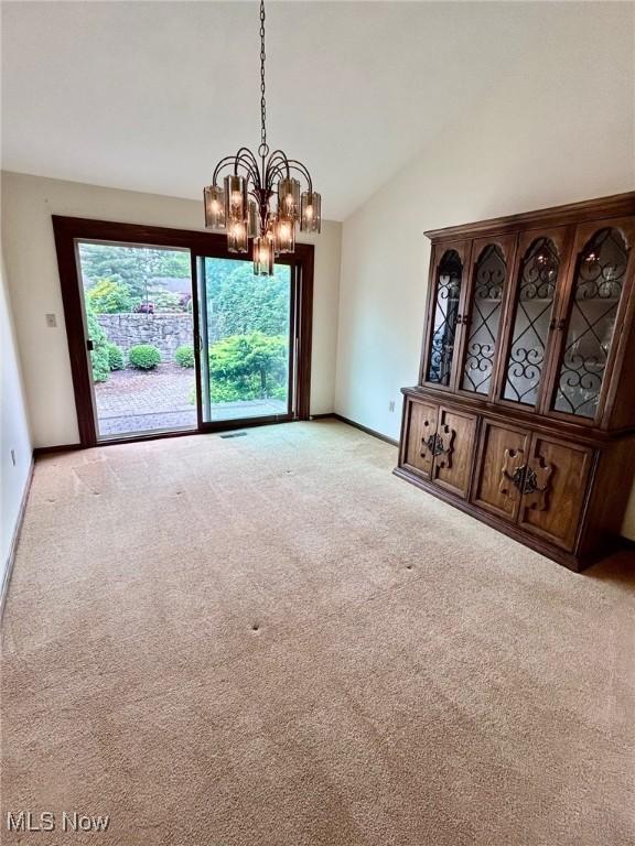 6577 Woodhawk Dr, Mayfield Heights, OH 44124 - photo 9