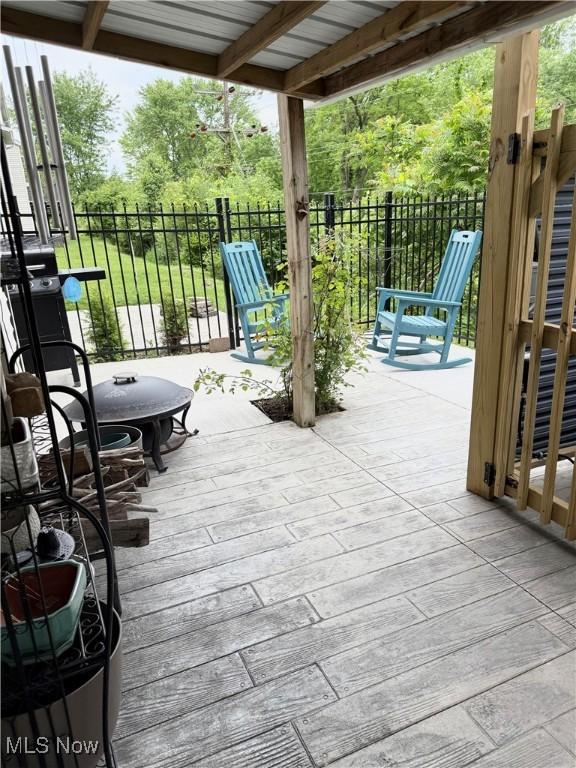 73 Falls River Dr Unit 6, Munroe Falls, OH 44262 - view of wooden terrace