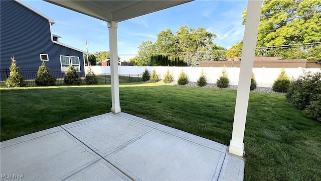 8099 Brookview Ln, Mentor, OH 44060 - view of yard with a patio