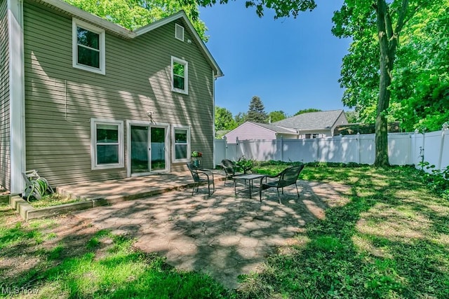 8526 Hoyt Ct, Mentor, OH 44060 - view of yard with a patio