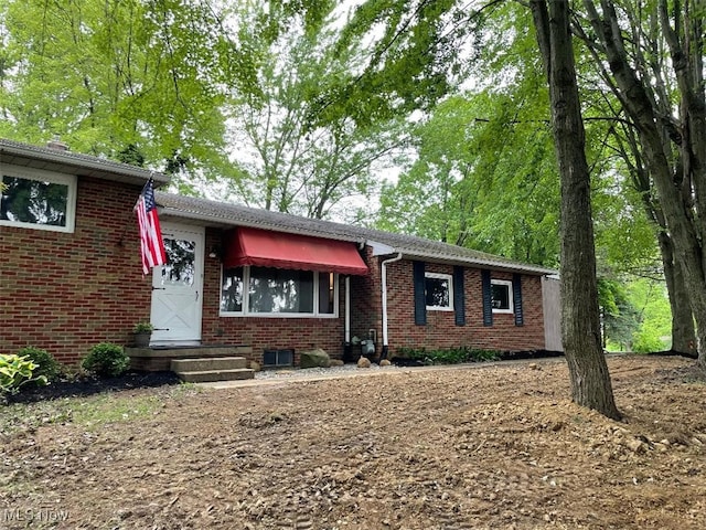 4685 Echoglenn St NW, North Canton, OH 44720 - ranch-style home with brick siding