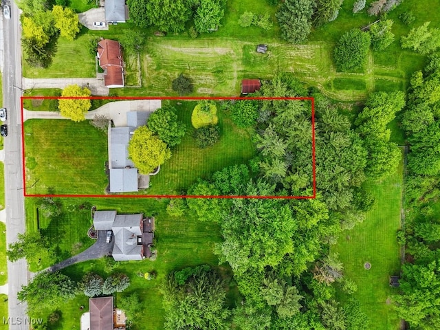 8049 Mccreary Rd, Broadview Heights, OH 44147 - aerial view of property and surrounding area featuring property parcel outlined