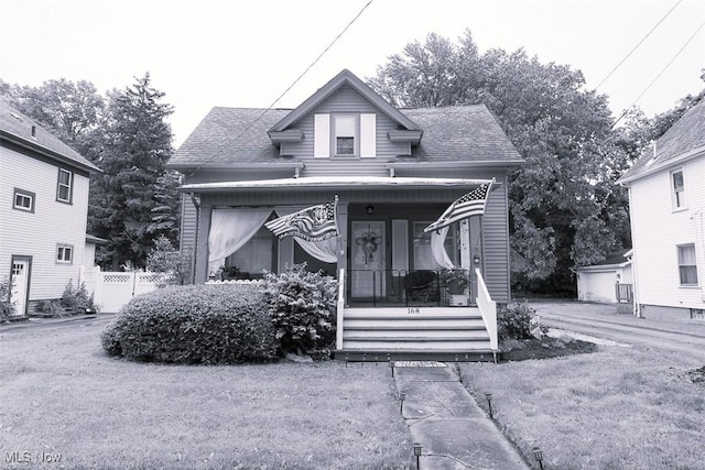 168 Brooklyn Ave, Salem, OH 44460 - view of front facade with a porch and roof with shingles