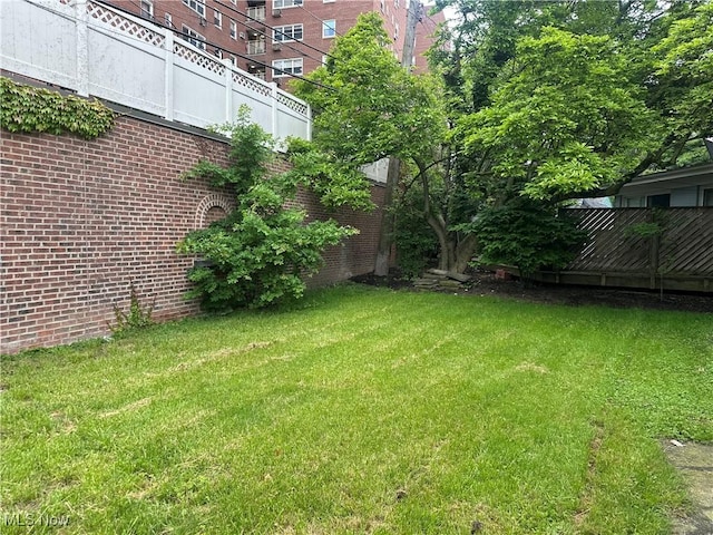13707 Drexmore Rd, Shaker Heights, OH 44120 - view of yard
