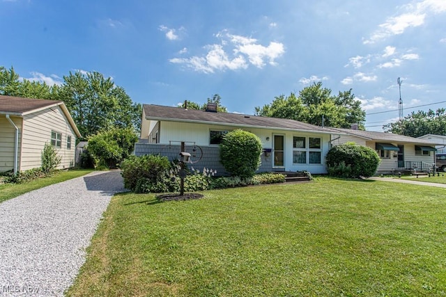 2325 Stewart Dr NW, Warren, OH 44485 - photo 2