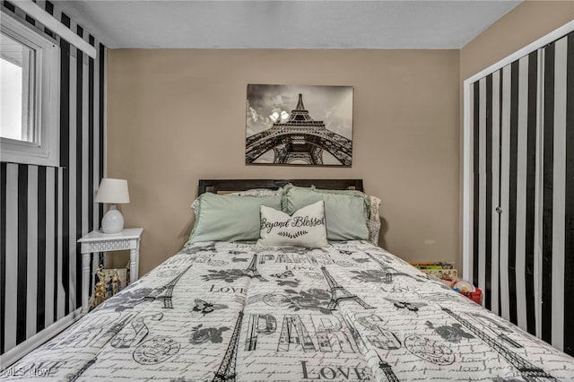 26601 Leslie Ave, Euclid, OH 44132 - view of bedroom