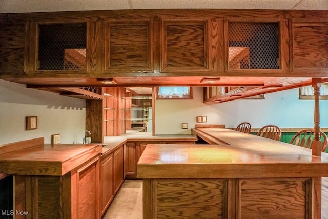 2410 Rohrer St NW, North Canton, OH 44720 - bar area featuring a sink