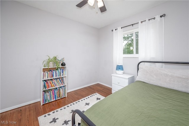 488 Spaulding Dr, Kent, OH 44240 - bedroom featuring baseboards, wood finished floors, and ceiling fan