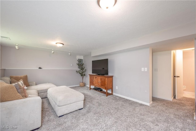 488 Spaulding Dr, Kent, OH 44240 - living area featuring carpet flooring and baseboards
