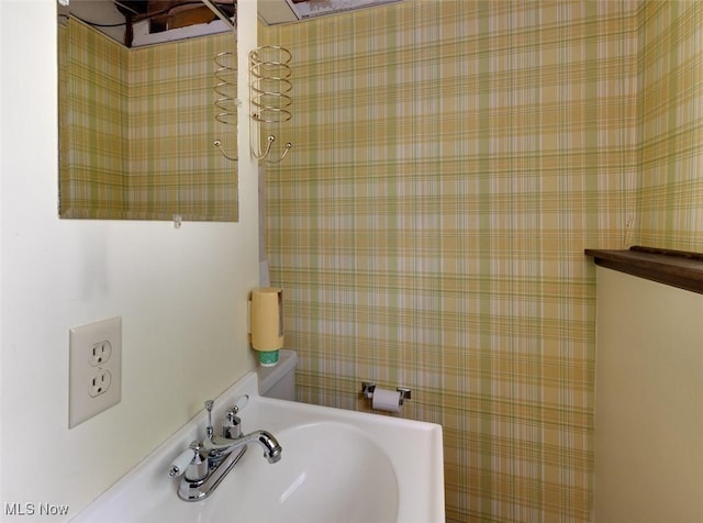 4285 Baird Rd, Stow, OH 44224 - bathroom with a sink
