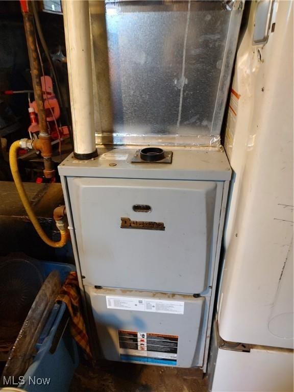 1028 Kenilworth Ave, Coshocton, OH 43812 - utilities with heating unit