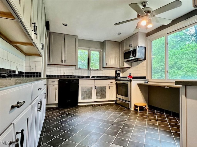 16215 Oakhill Rd, East Cleveland, OH 44112 - photo 22