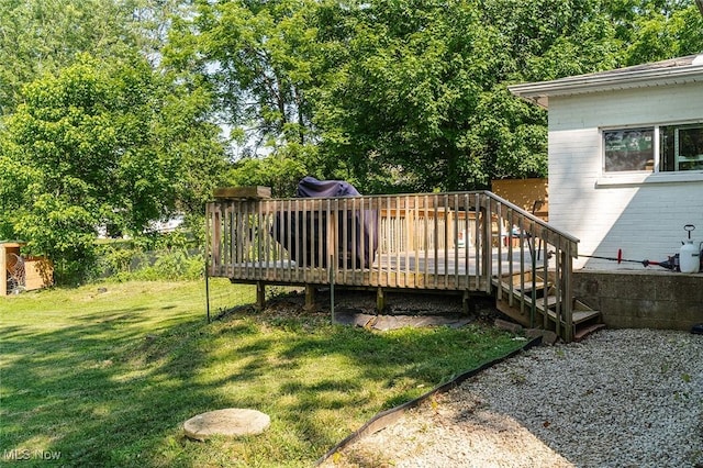 2187 State Route 550, Cutler, OH 45724 - deck with a lawn