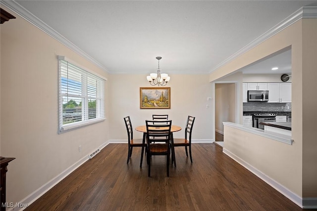 7278 Barton Hill Dr, Parma, OH 44129 - dining space featuring a chandelier, dark wood-style flooring, crown molding, and baseboards