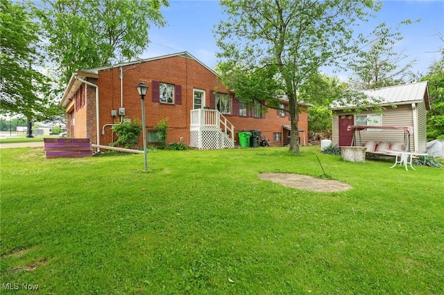 6123 Wilson Mills Rd, Highland Heights, OH 44143 - view of grassy yard