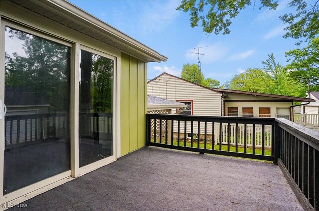 2405 Parkwood Dr NW, Warren, OH 44485 - photo 34