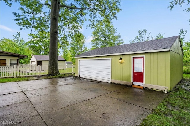 2405 Parkwood Dr NW, Warren, OH 44485 - photo 35
