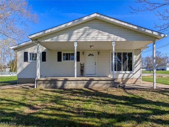 3509 Jerrold Blvd, Brunswick, OH 44212 - bungalow-style house featuring covered porch and a front lawn