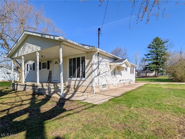 3509 Jerrold Blvd, Brunswick, OH 44212 - view of front of property featuring a front yard and covered porch