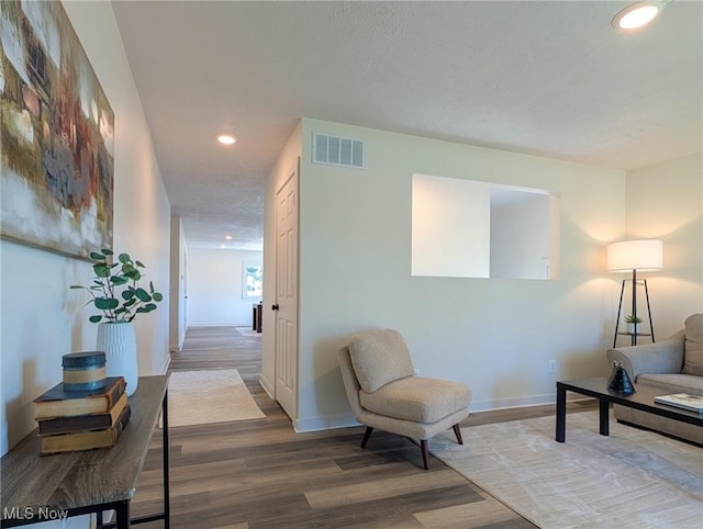 3509 Jerrold Blvd, Brunswick, OH 44212 - hallway featuring wood finished floors, recessed lighting, and baseboards
