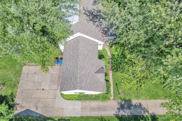 30224 Wolf Rd, Bay Village, OH 44140 - photo 10