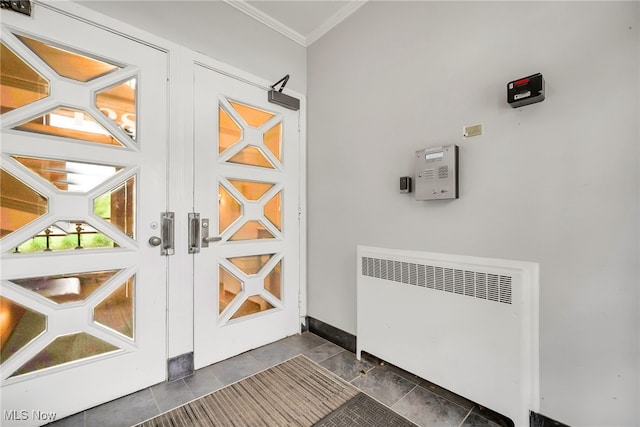 13800 Fairhill Rd Unit 418, Shaker Heights, OH 44120 - property entrance with radiator heating unit