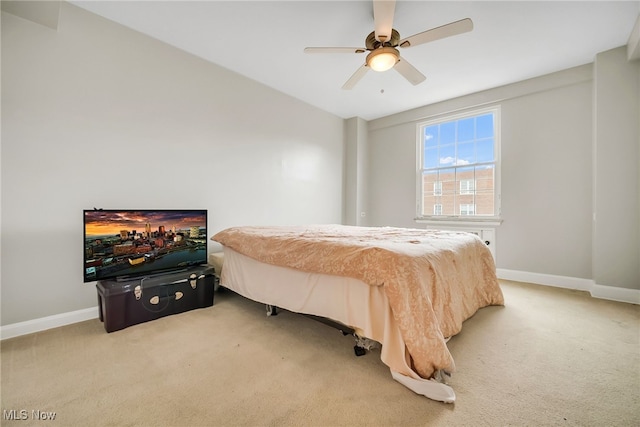 13800 Fairhill Rd Unit 418, Shaker Heights, OH 44120 - bedroom featuring light colored carpet, baseboards, a ceiling fan, and lofted ceiling