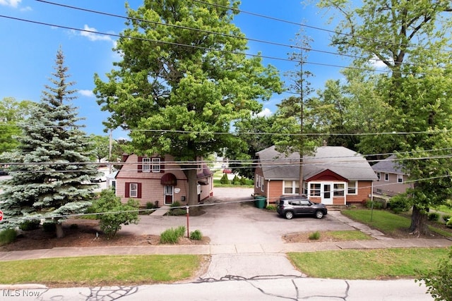 7285 Center St, Mentor, OH 44060 - view of front of property
