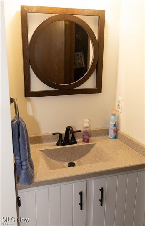 646 Ridgewood Dr, Coshocton, OH 43812 - bathroom with vanity