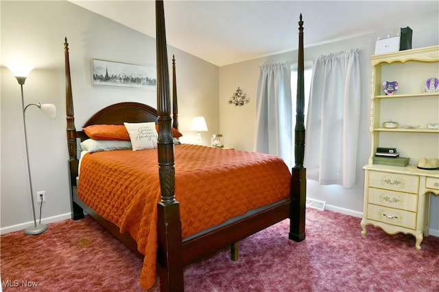 377 Henn Hyde Rd NE, Warren, OH 44484 - carpeted bedroom featuring baseboards